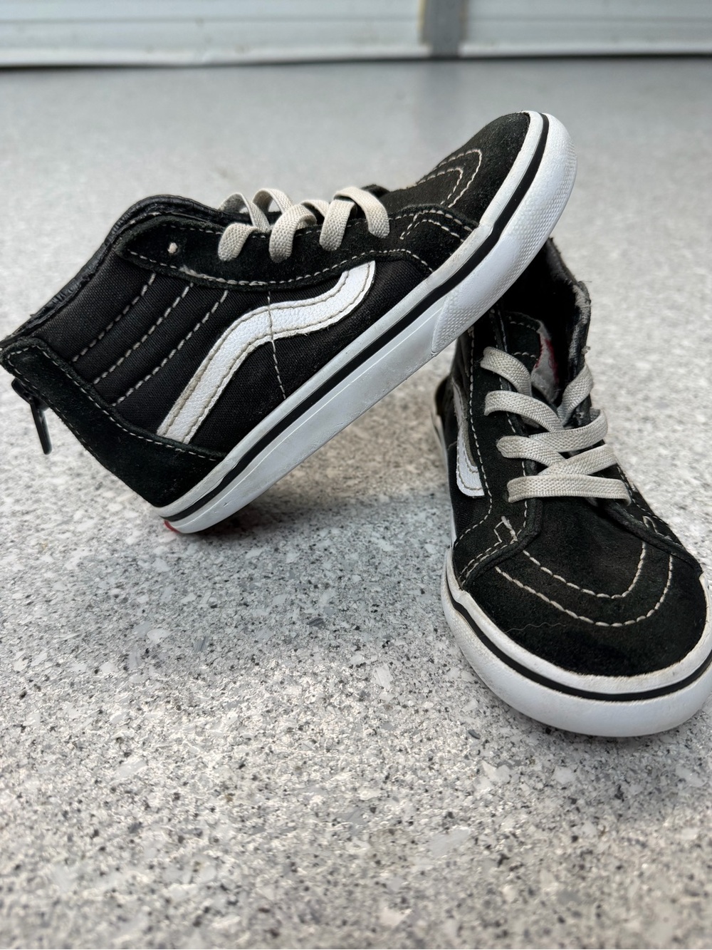 Vans Sk8-Hi Zip high-top toddler 8.5